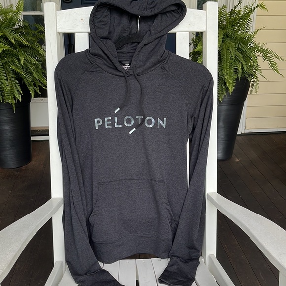 Peloton Tops - ☀️Peloton CoolDown Hoodie Medium